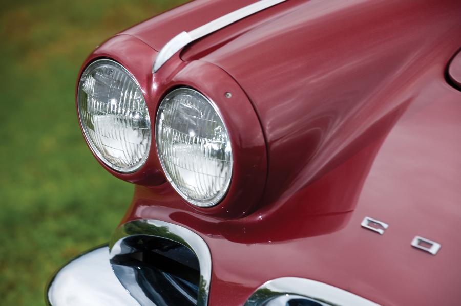  Chevrolet Corvette Fuel-Injected Convertible 1962 года  (фото 17 из 26)